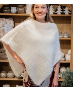 Mohairponcho luonnonvalkoinen